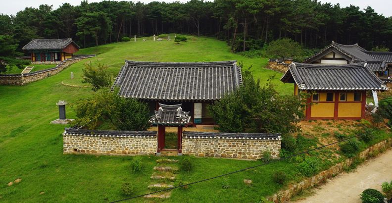 이규보 묘. /사진=강화군