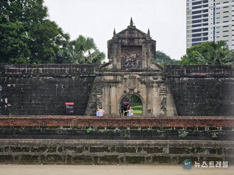 산티아고 요새(Fort Santiago). 필리핀의 국민 영웅 호세 리살(José Rizal)이 마지막으로 수감됐던 장소로 유명하다. /박주성 기자