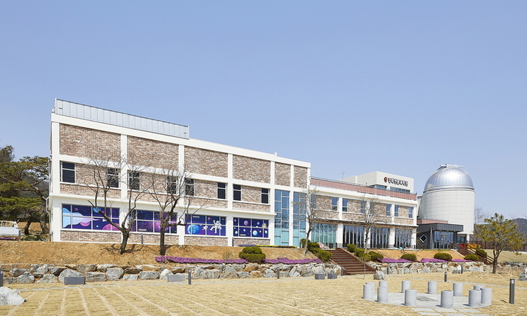 [금단의 여행지–한국편⑤] 잊힌 학교 – 강화도 폐교