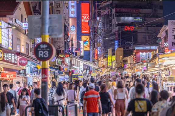 [NT 특집] 2025-2026 한국관광 100선 ⑪ 홍대거리